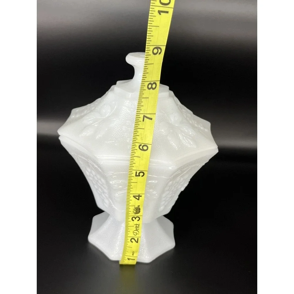 Vintage Anchor Hocking Milk Glass Pedestal‎ Candy Dish with Lid